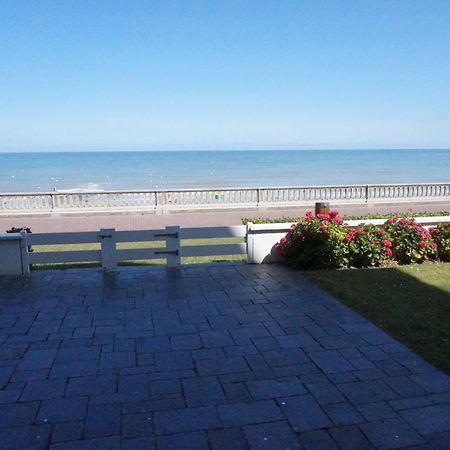 Belle Vie Vue Dominante Mer Et Plage - Appartement 2 A 4 Personnes Cabourg Esterno foto